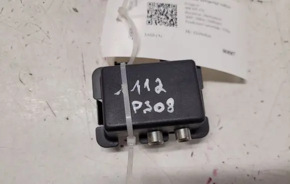 Peugeot 308 AUX in-socket connector 