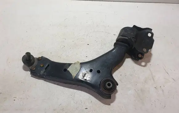 Volvo XC60 Front lower control arm/wishbone 8G9N3A052A