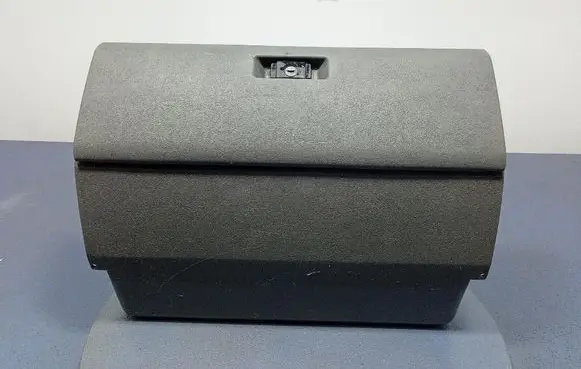 Volkswagen Transporter - Caravelle T4 Glove box 701857095