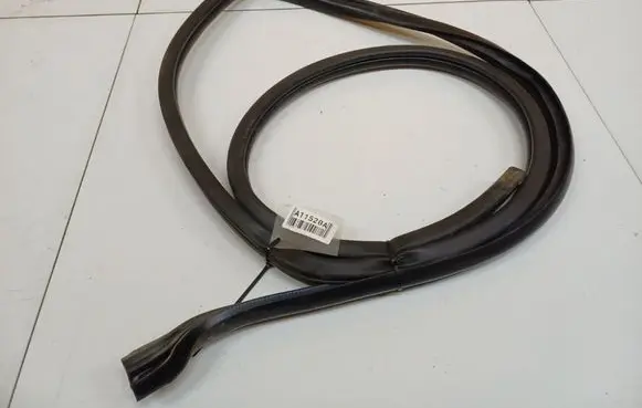 KIA Ceed Rubber seal front coupe door