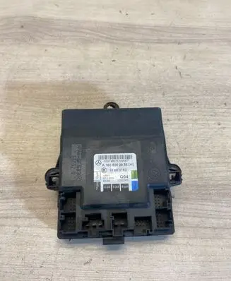 Mercedes-Benz B W245 Door control unit/module A1698202985