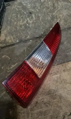 Volvo V70 Rear/tail lights 9154494