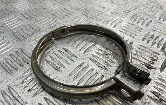 BMW 3 F30 F35 F31 Muffler pipe connector clamp 7606136