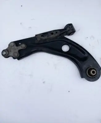Peugeot 308 Front lower control arm/wishbone