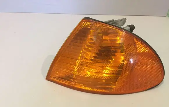 BMW 3 E46 Front indicator light 1315106144