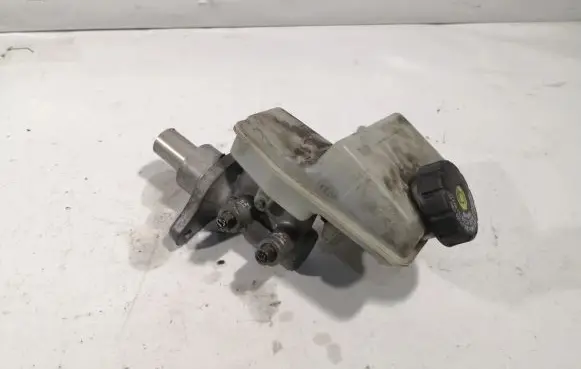 Opel Zafira B Master brake cylinder 32067277