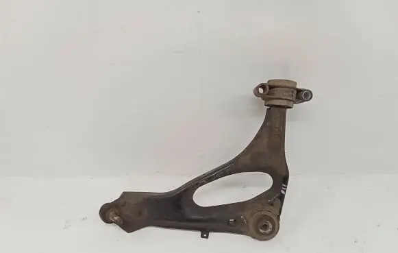 Mercedes-Benz Vito Viano W447 Front lower control arm/wishbone A4473303500
