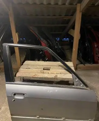 BMW 3 E30 Front door 