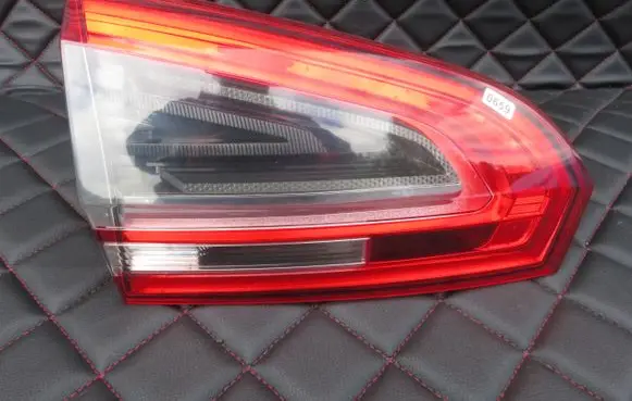 Ford S-MAX Rear/tail lights AM2113A603AD 16092010 2TZ01030701