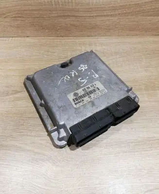 Volkswagen PASSAT B5 Engine control unit/module ECU 038906019A 0281001691