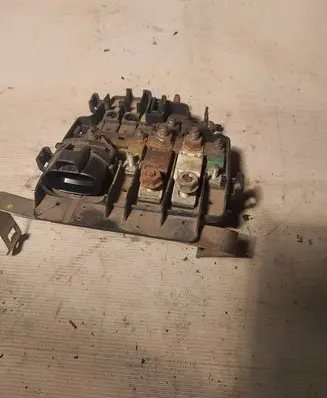 Opel Vivaro Battery relay fuse PBTGF20