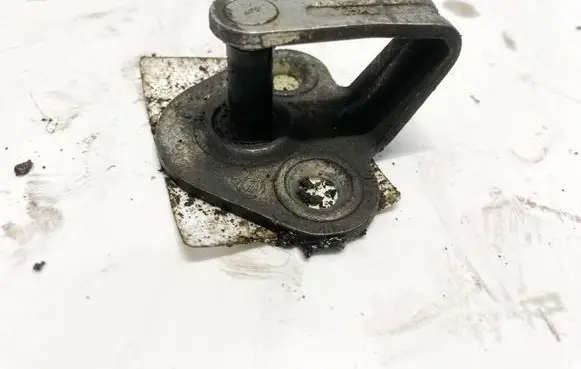 Fiat Stilo Front door lock loop/hook striker 46762536 c151