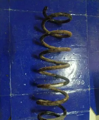 BMW 5 F10 F11 Rear coil spring 994875