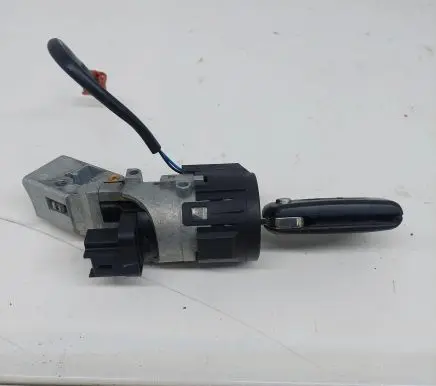 Peugeot 407 Ignition lock 9663123280