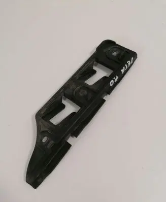 Volkswagen Jetta V Front bumper mounting bracket 1K0807184