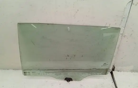 KIA Sportage Rear door window glass
