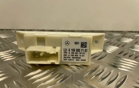 Mercedes-Benz C W204 Light module LCM A1669007101 A1669010201 A1669021401