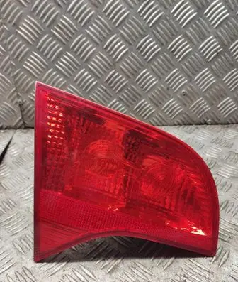 Audi A4 S4 B7 8E 8H Tailgate rear/tail lights 8E9945093