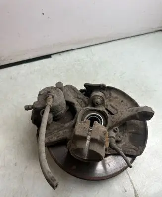 Seat Leon (1M) Front wheel hub spindle knuckle 234