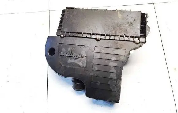 Fiat Panda II Air filter box c532