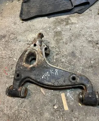 Mercedes-Benz S W140 Front lower control arm/wishbone