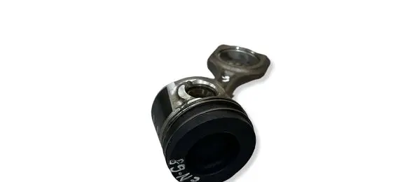 Ford Focus Piston with connecting rod 619