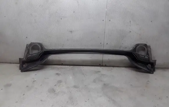 Peugeot 407 Wiper trim