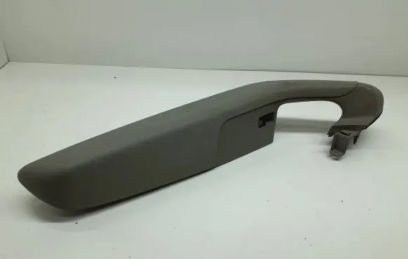 Front door card panel trim
