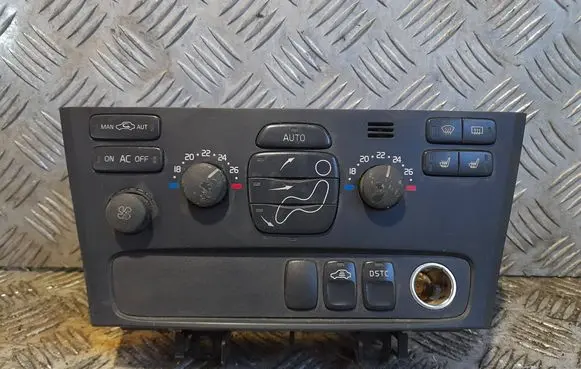 Volvo XC70 Climate control unit 8691876 31268375 04W22E04