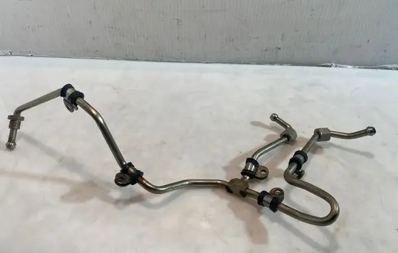 Audi A4 S4 B8 8K Fuel line pipe