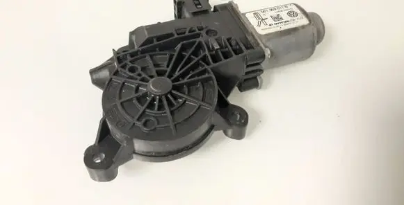 Volkswagen PASSAT B7 USA Rear door window regulator motor 561959811B