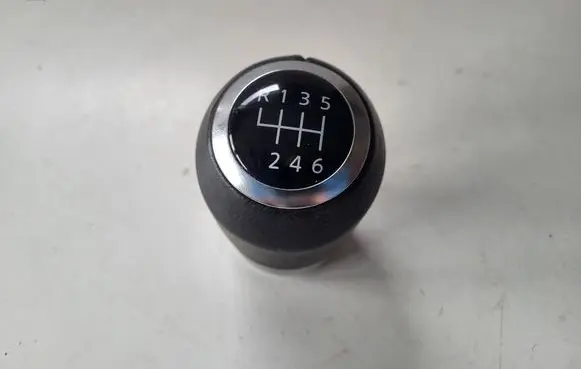 Nissan Juke II F16 Gear lever shifter trim leather/knob