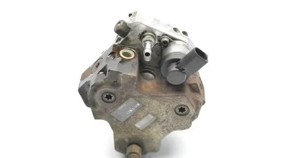 BMW X5 E70 Fuel injection high pressure pump 7798333