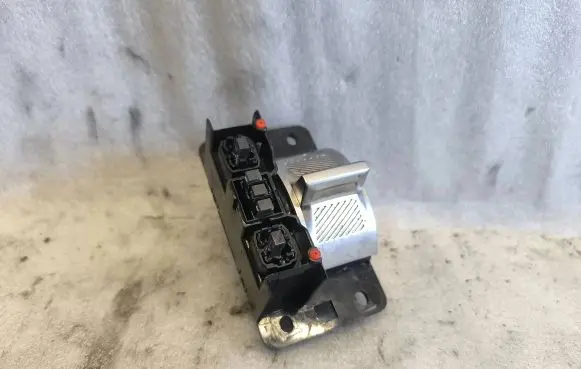 Peugeot 2008 II Gear selector 98440959ZD