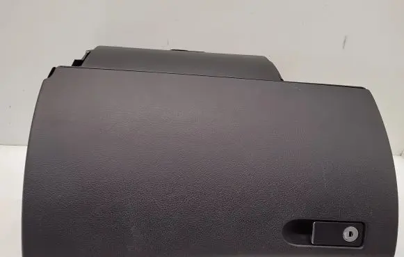 Mercedes-Benz C W204 Glove box A2046803391