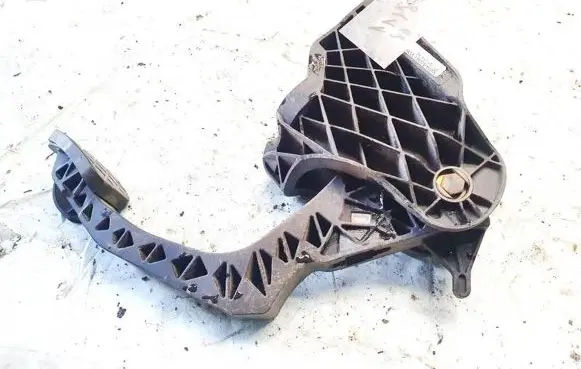Clutch pedal
