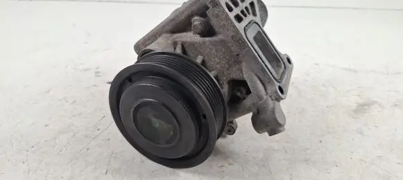 Opel Astra K Power steering pump 55573999