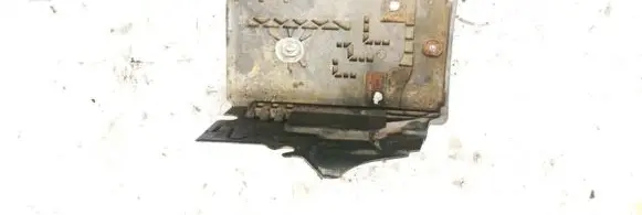 Volvo V70 Battery box tray 