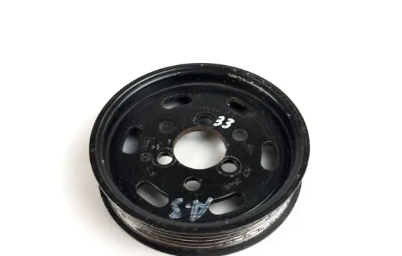 Volkswagen Golf IV Power steering pump pulley 038145255a