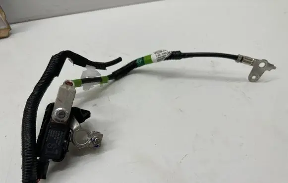 Toyota Camry VIII XV70 Positive cable (battery) 2885025010
