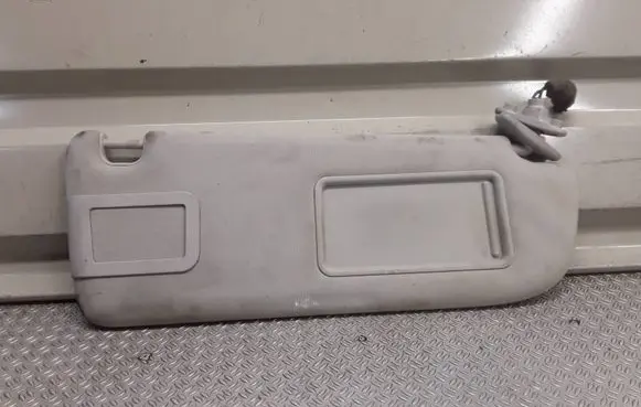 Audi A8 S8 D3 4E Sun visor