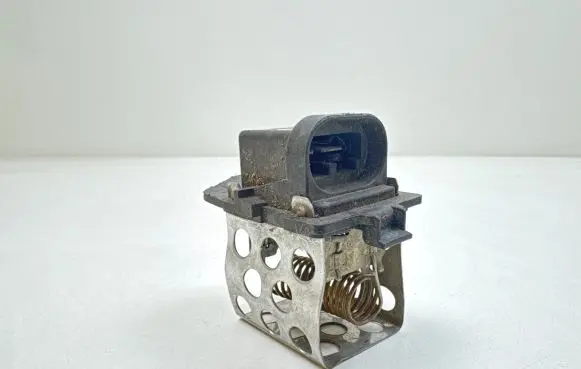 Renault Laguna II Coolant fan relay 8200045081