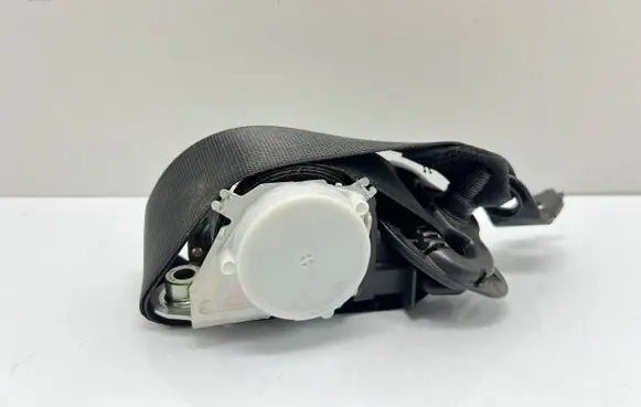 BMW 4 F32 F33 Front seatbelt 34097873C W40WY358
