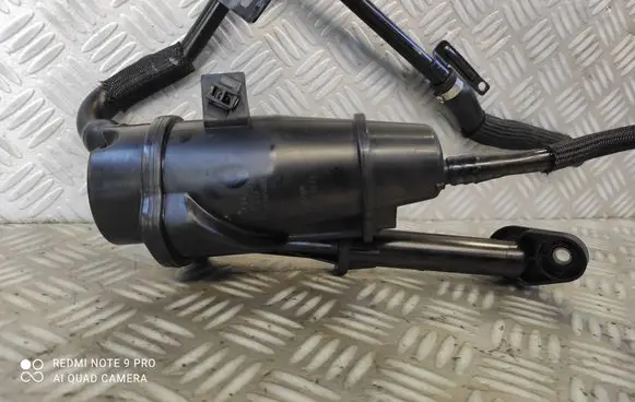Opel Insignia A Oil breather separator 55575980 70367396 565581915