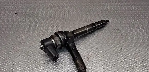 Opel Astra H Fuel injector 0445110175