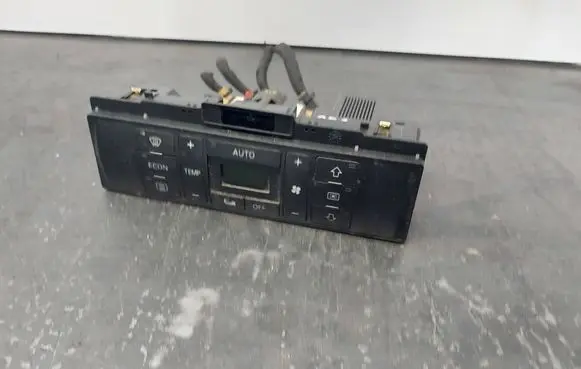 Audi A4 S4 B5 8D Climate control/heater control trim 8D0820043M 5HB00790805