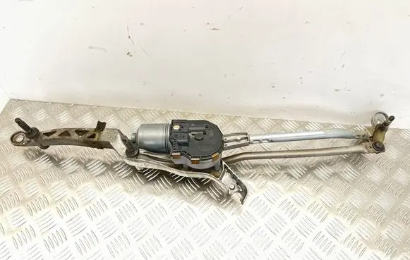 Mercedes-Benz C W204 Front wiper linkage and motor 3397021440 A2048201040