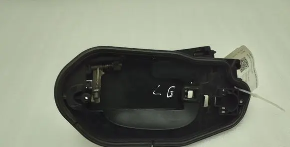 Rear door exterior handle/bracket
