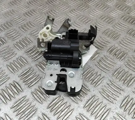 Skoda Scala Tailgate/trunk/boot lock/catch/latch 654827505