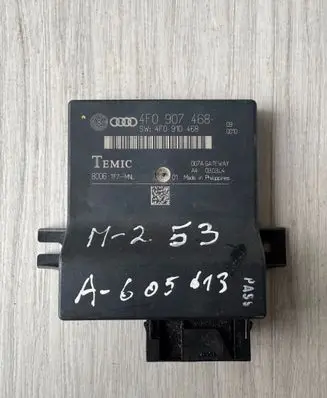 Audi A6 S6 C6 4F Gateway control module 4F0907468 4F0910468